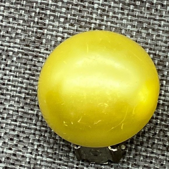 Clip On Earrings As Is Yellow Green Chartreuse Domed Pearl With Round Soft Girl - Picture 3 of 7